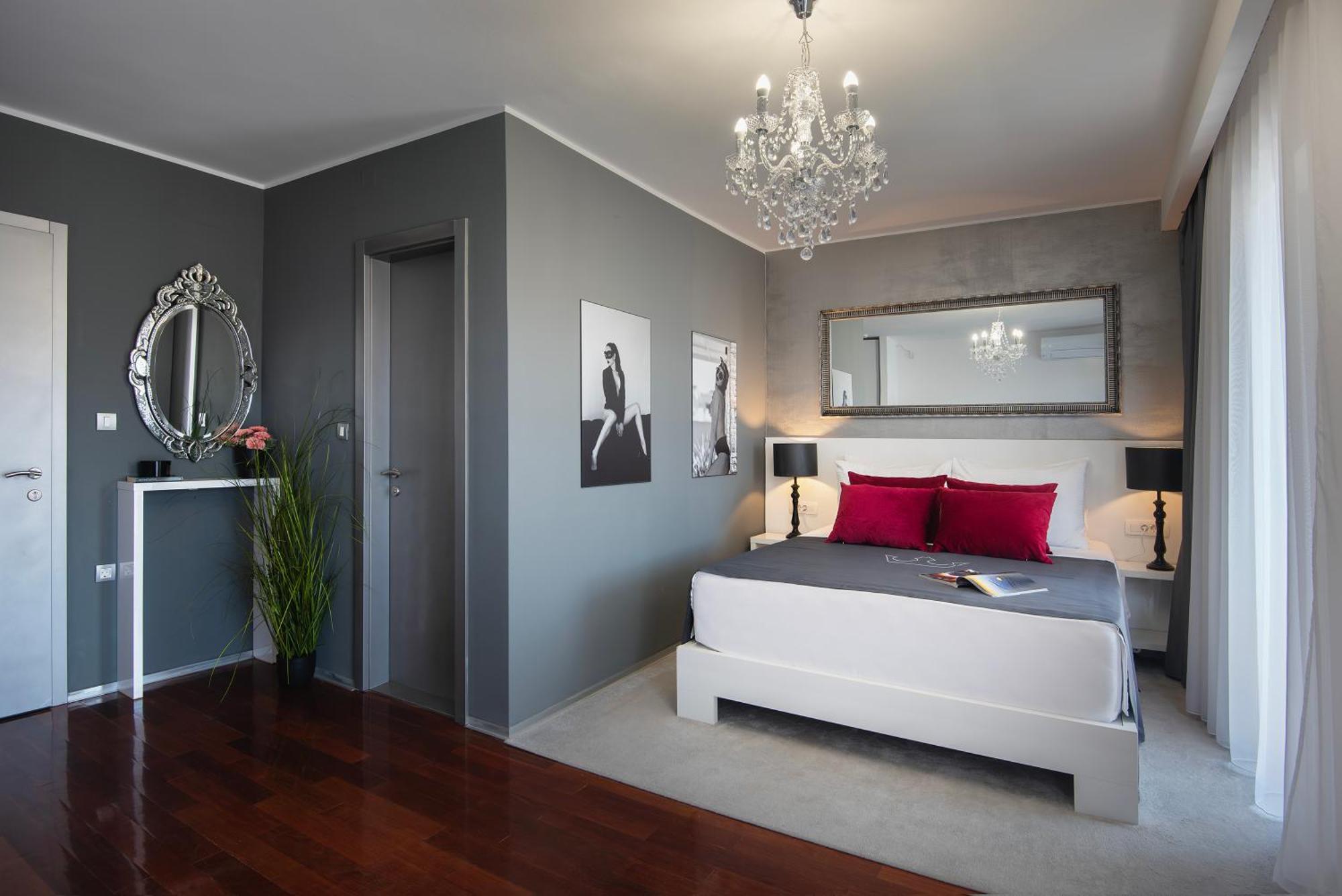 Boutique Hotel Chevalier By Bura Hotels - Adults Only Μεντουλίν Εξωτερικό φωτογραφία
