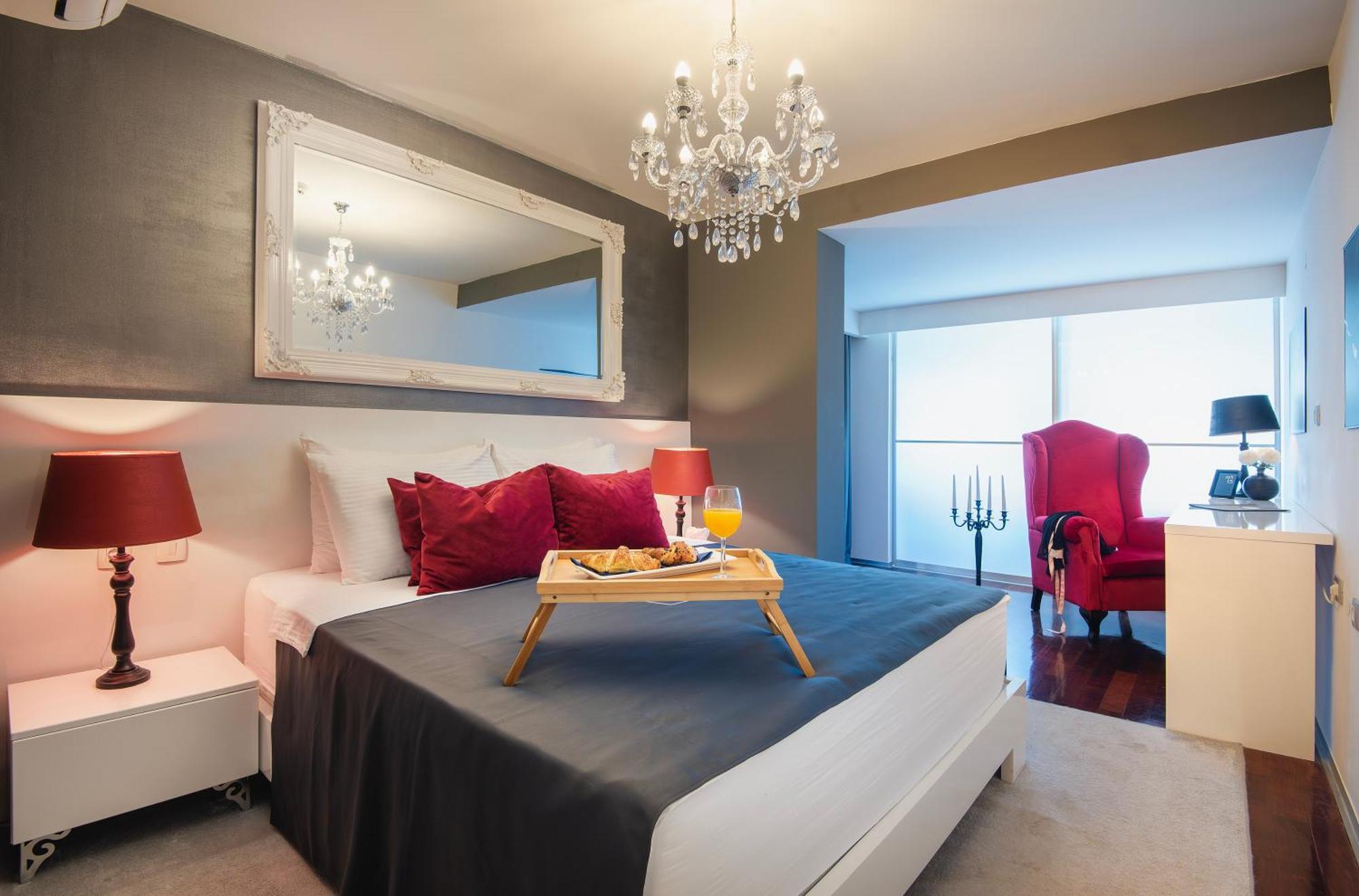 Boutique Hotel Chevalier By Bura Hotels - Adults Only Μεντουλίν Εξωτερικό φωτογραφία