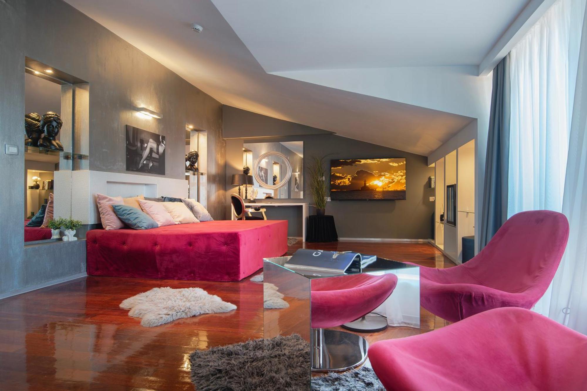Boutique Hotel Chevalier By Bura Hotels - Adults Only Μεντουλίν Εξωτερικό φωτογραφία