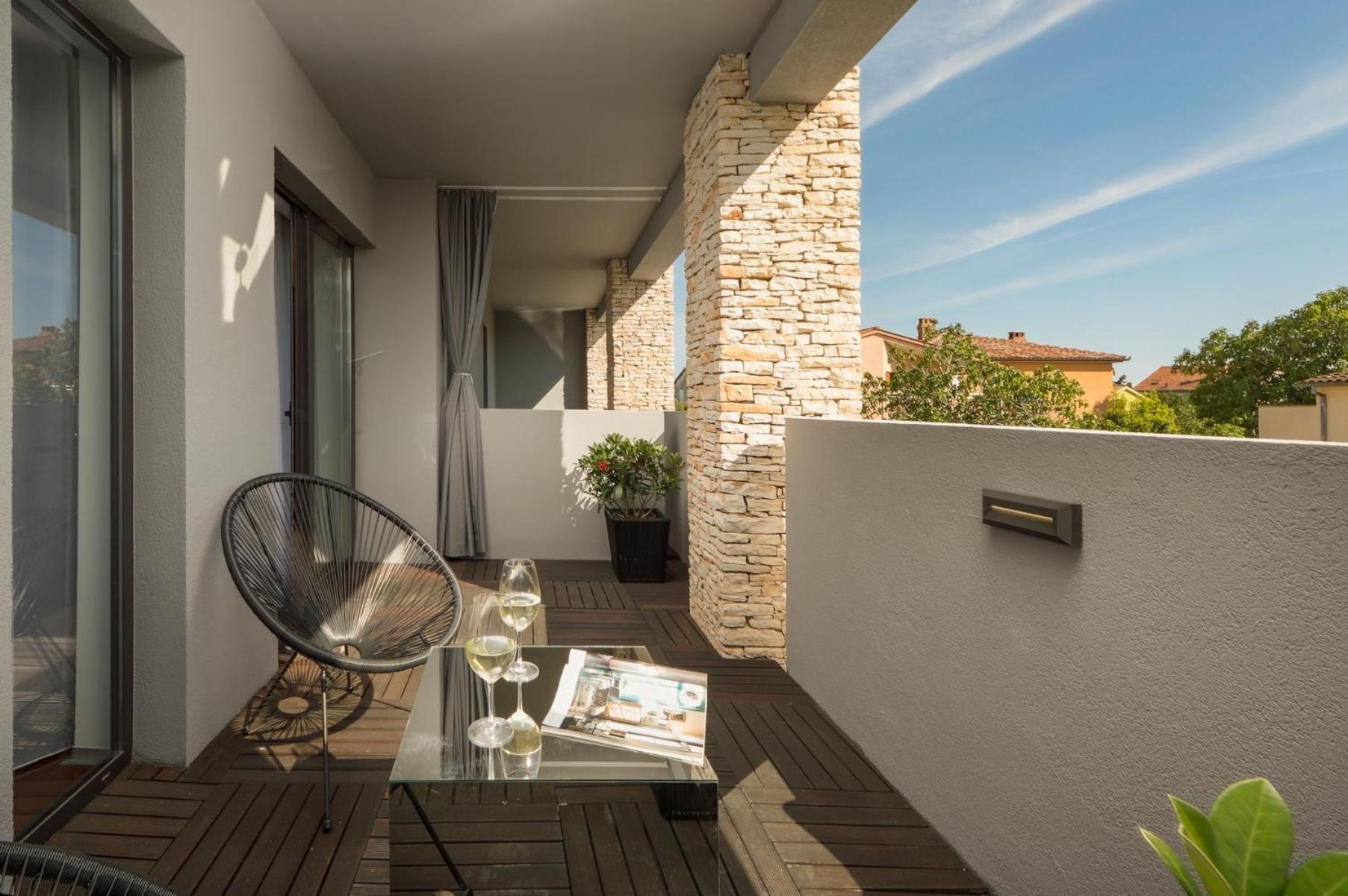 Boutique Hotel Chevalier By Bura Hotels - Adults Only Μεντουλίν Εξωτερικό φωτογραφία