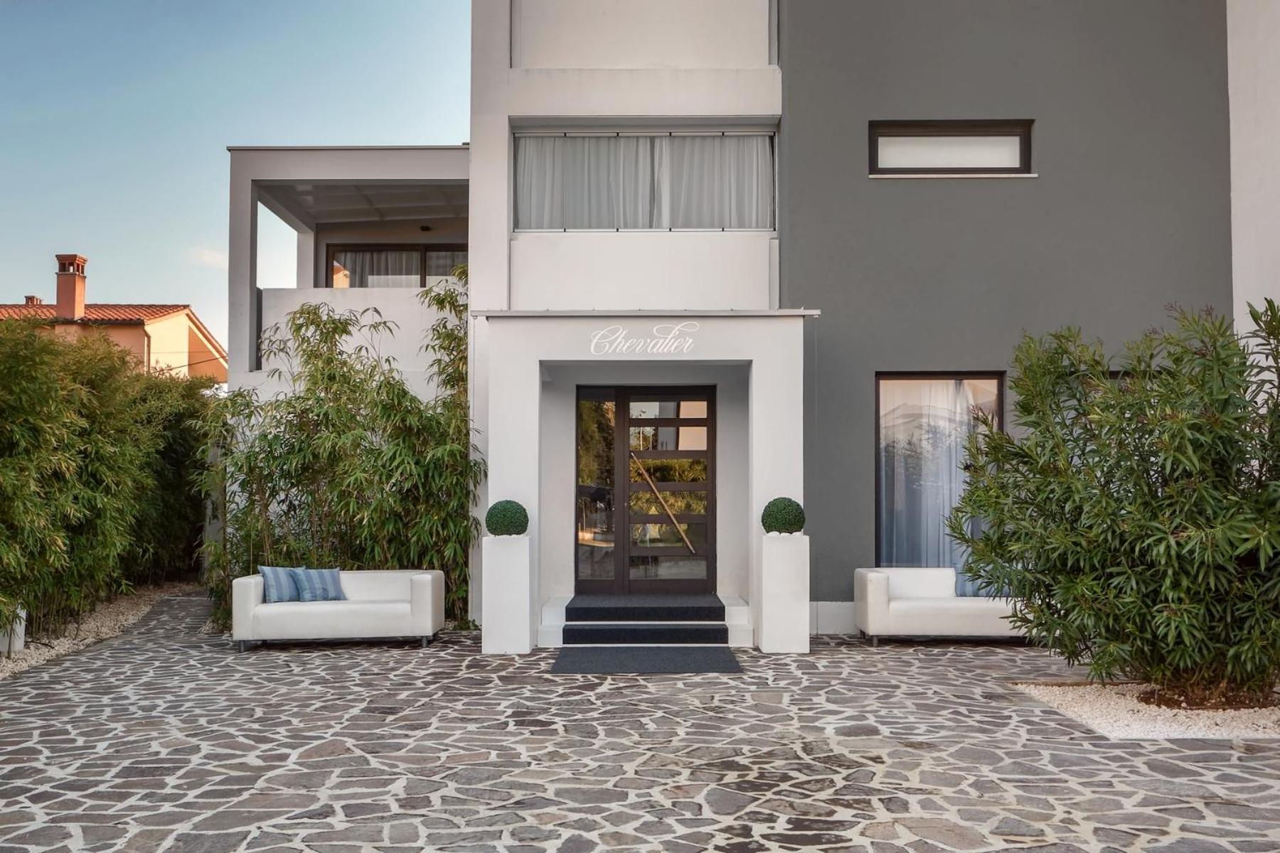 Boutique Hotel Chevalier By Bura Hotels - Adults Only Μεντουλίν Εξωτερικό φωτογραφία