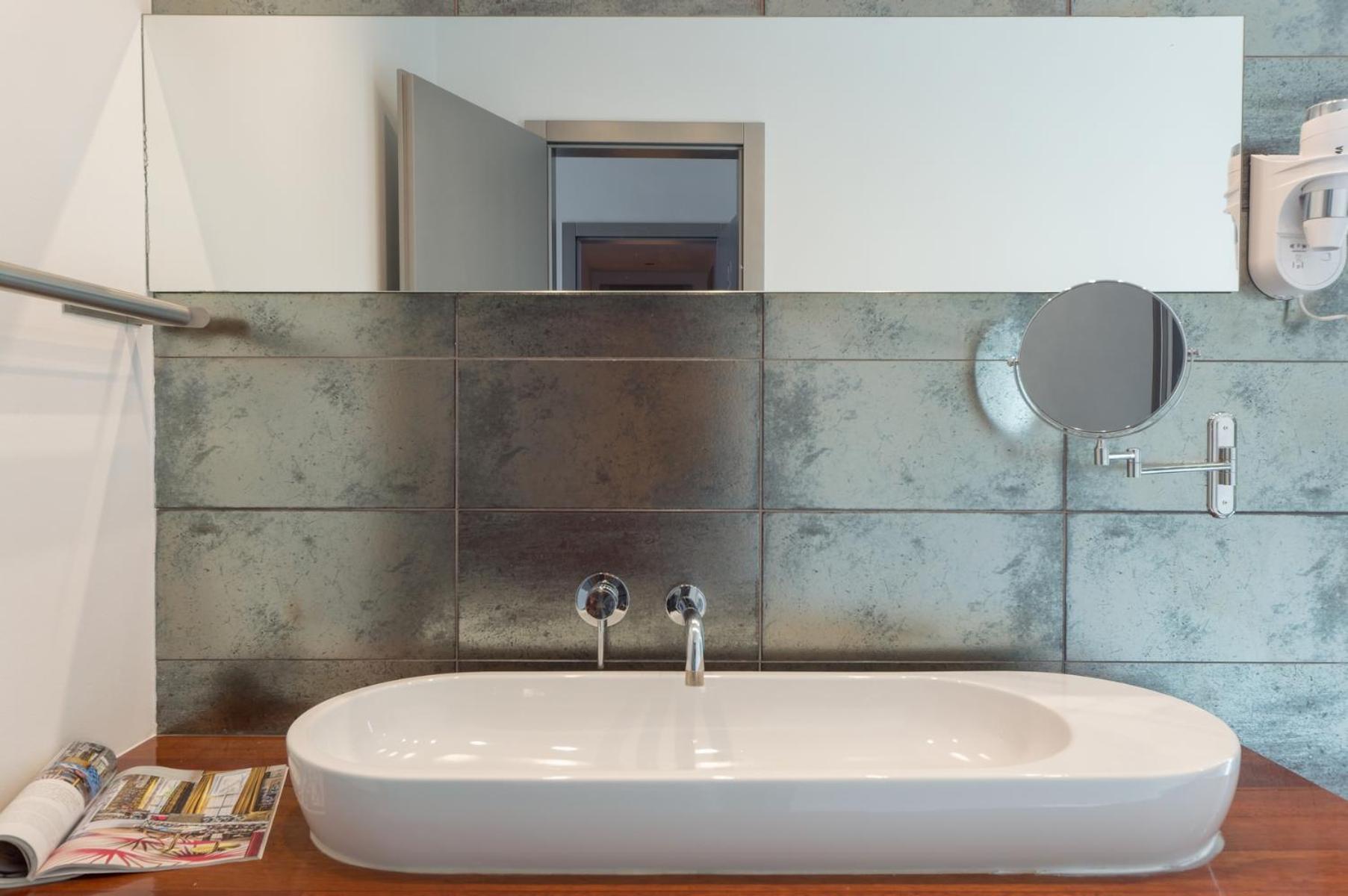 Boutique Hotel Chevalier By Bura Hotels - Adults Only Μεντουλίν Εξωτερικό φωτογραφία